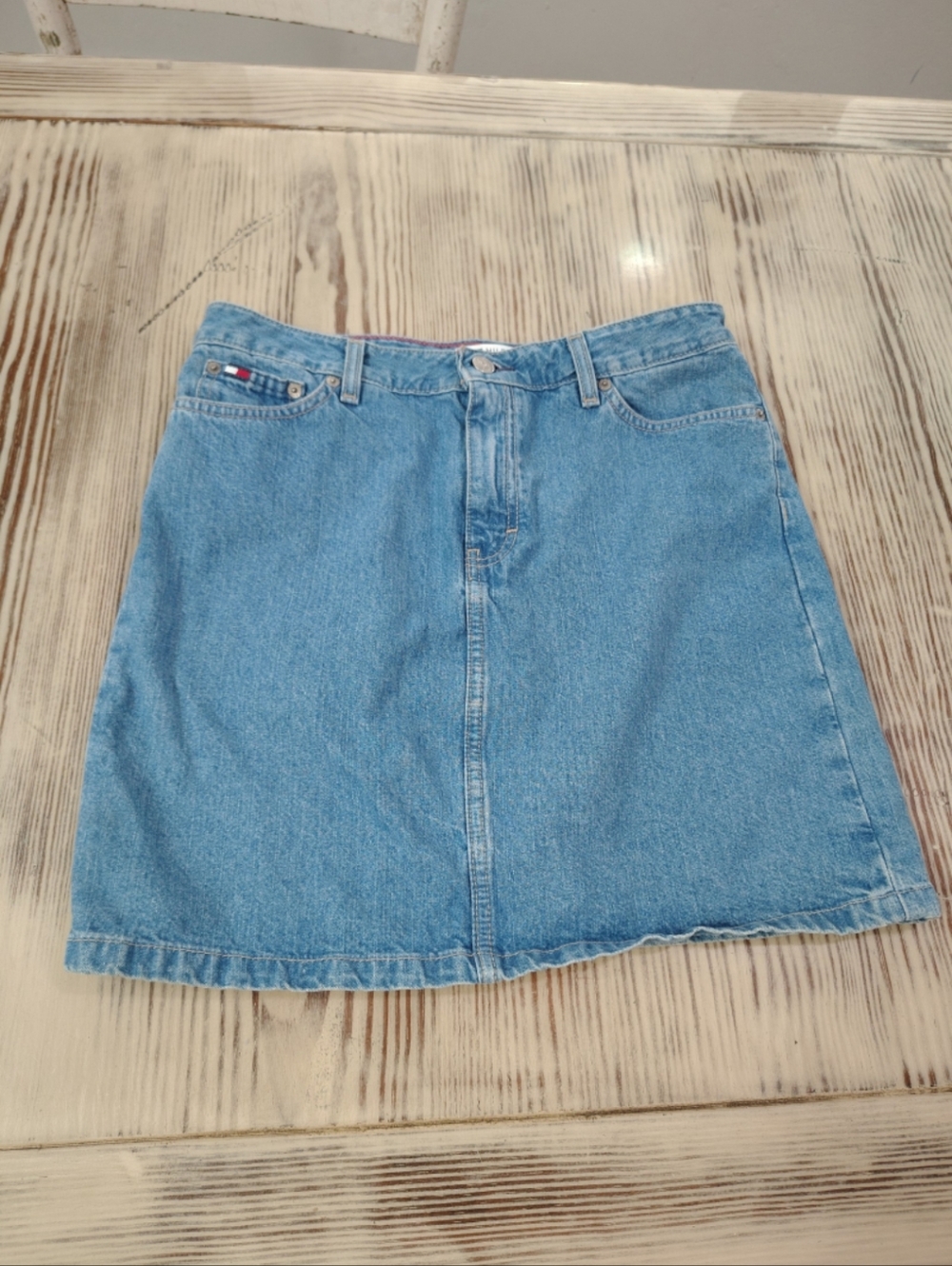 Vintagevsize 6 Tommy Hilfiger Classic Denim A-Line Skirt in Light Blue